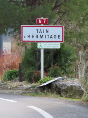 26 TAIN L'HERMITAGE