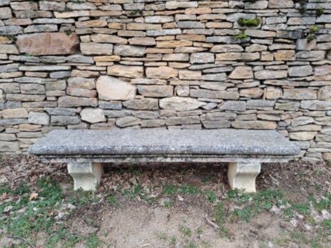 Mur de pierres par August Luis