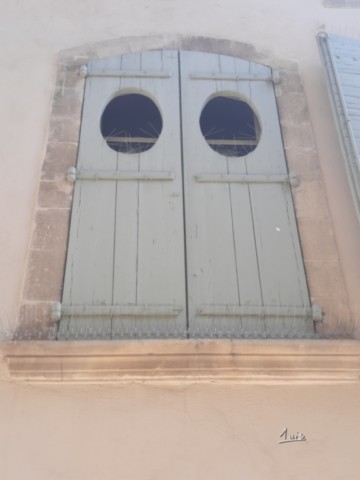 Volets par August Luis