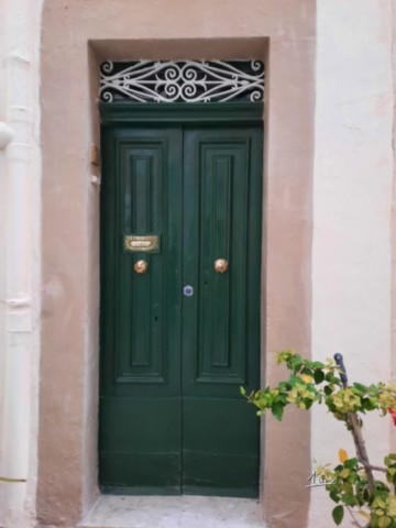 Verte et or par August Luis