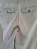 Pantalon par August Luis Pantalon par August Luis